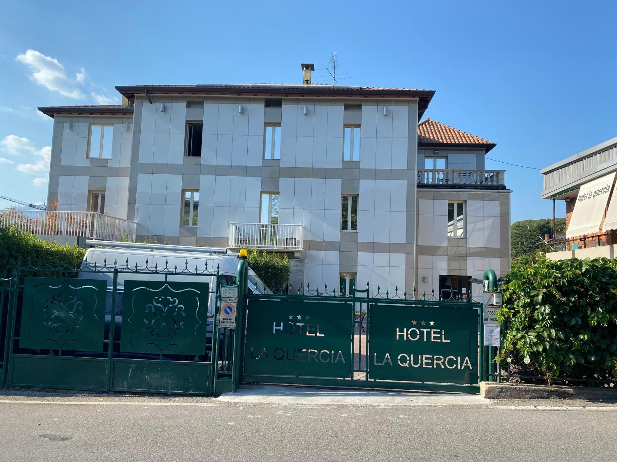 Hotel La Quercia Mozzo ภายนอก รูปภาพ